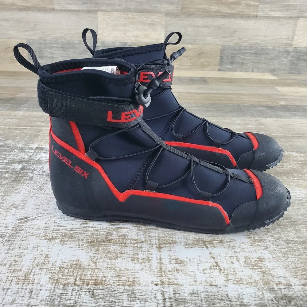 Level Six Creek 2.0 Mens Sz 7 Neoprene Boots Black Red Mid Top Water Sport